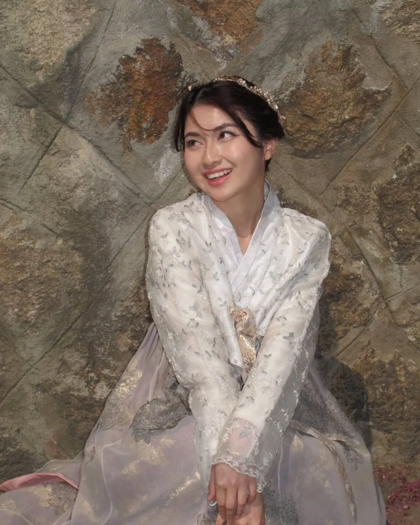 Profile Juliana Swan 2