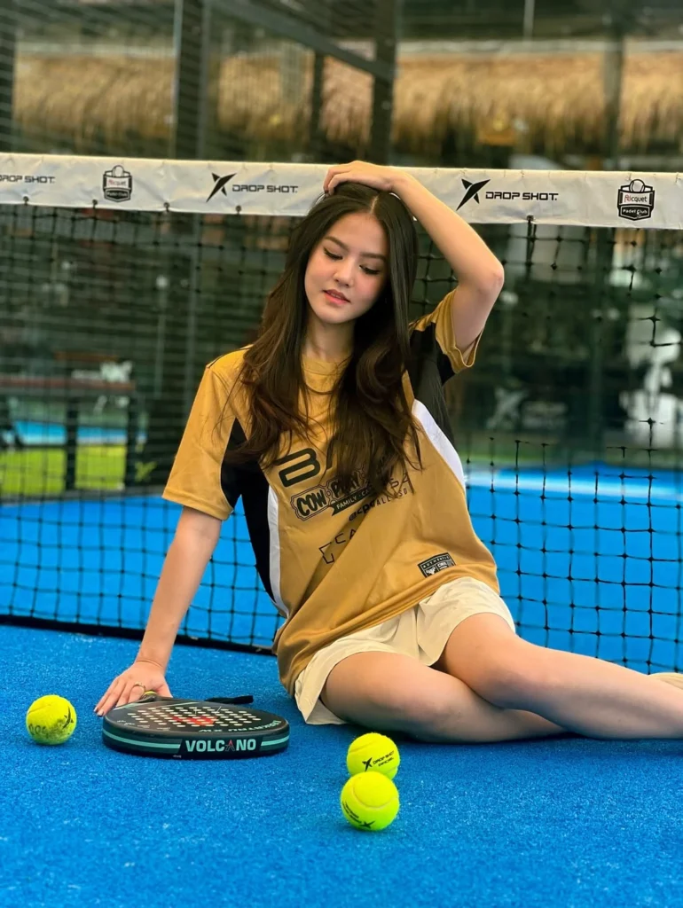 Playkami Anisa Rahim 10