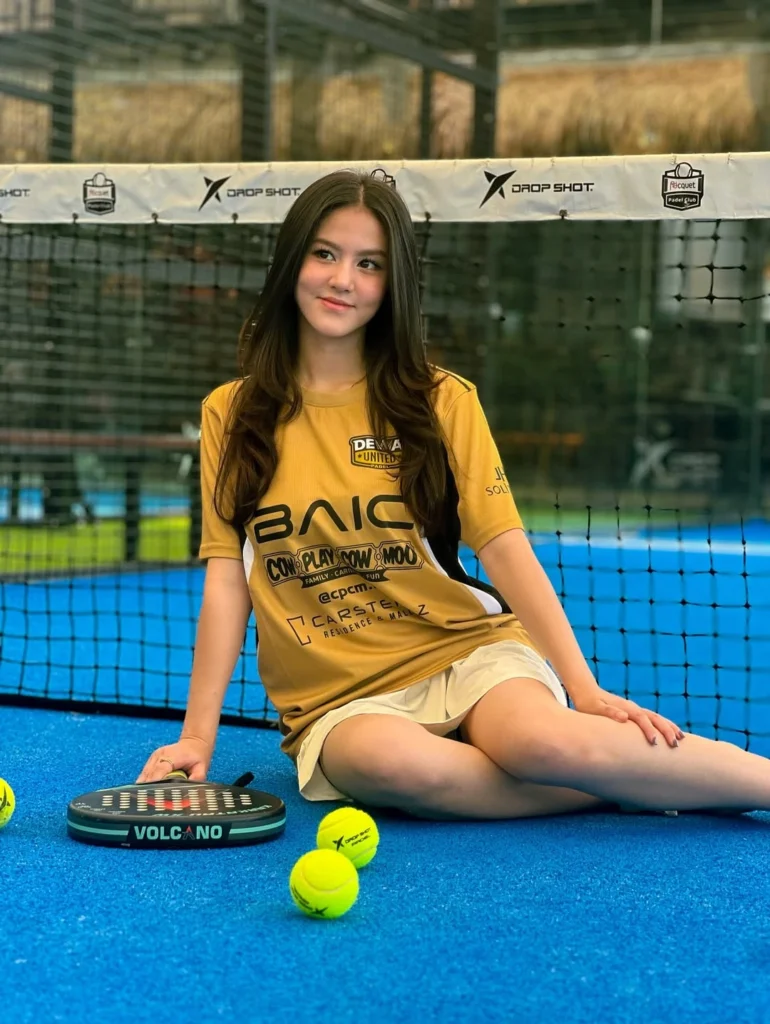 Playkami Anisa Rahim 9