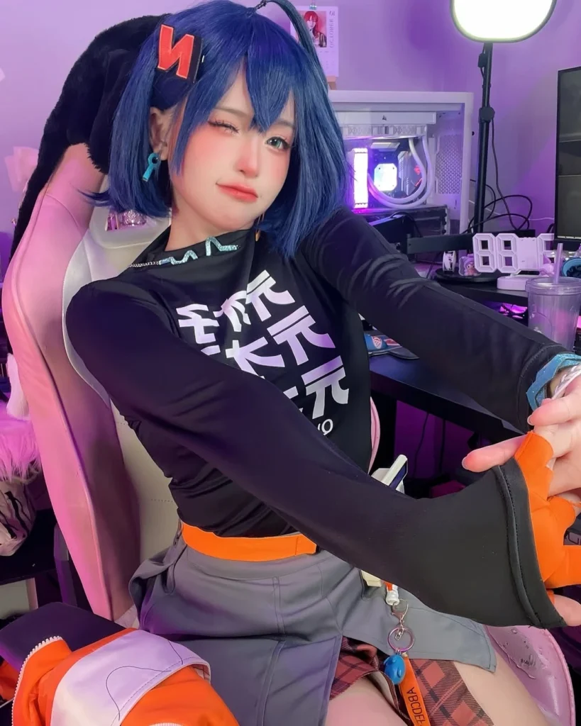 Playkami Clausiee 15