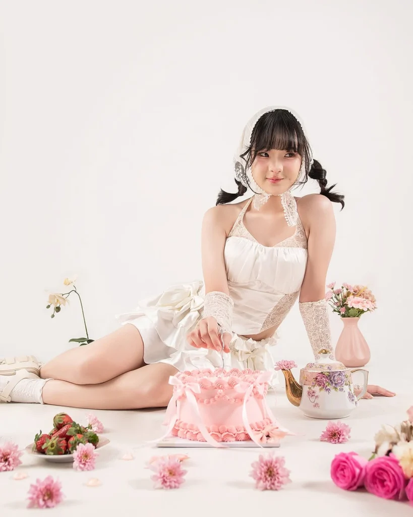 Playkami Nadine Abigail 3