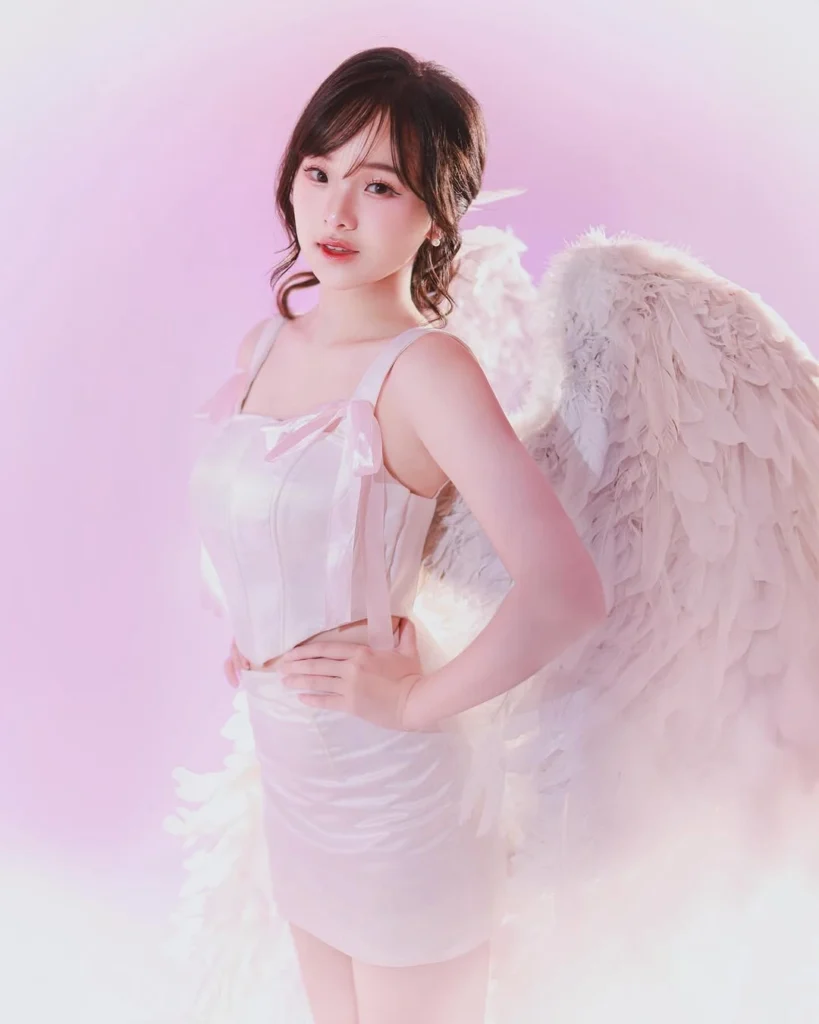 Playkami Nadine Abigail 12